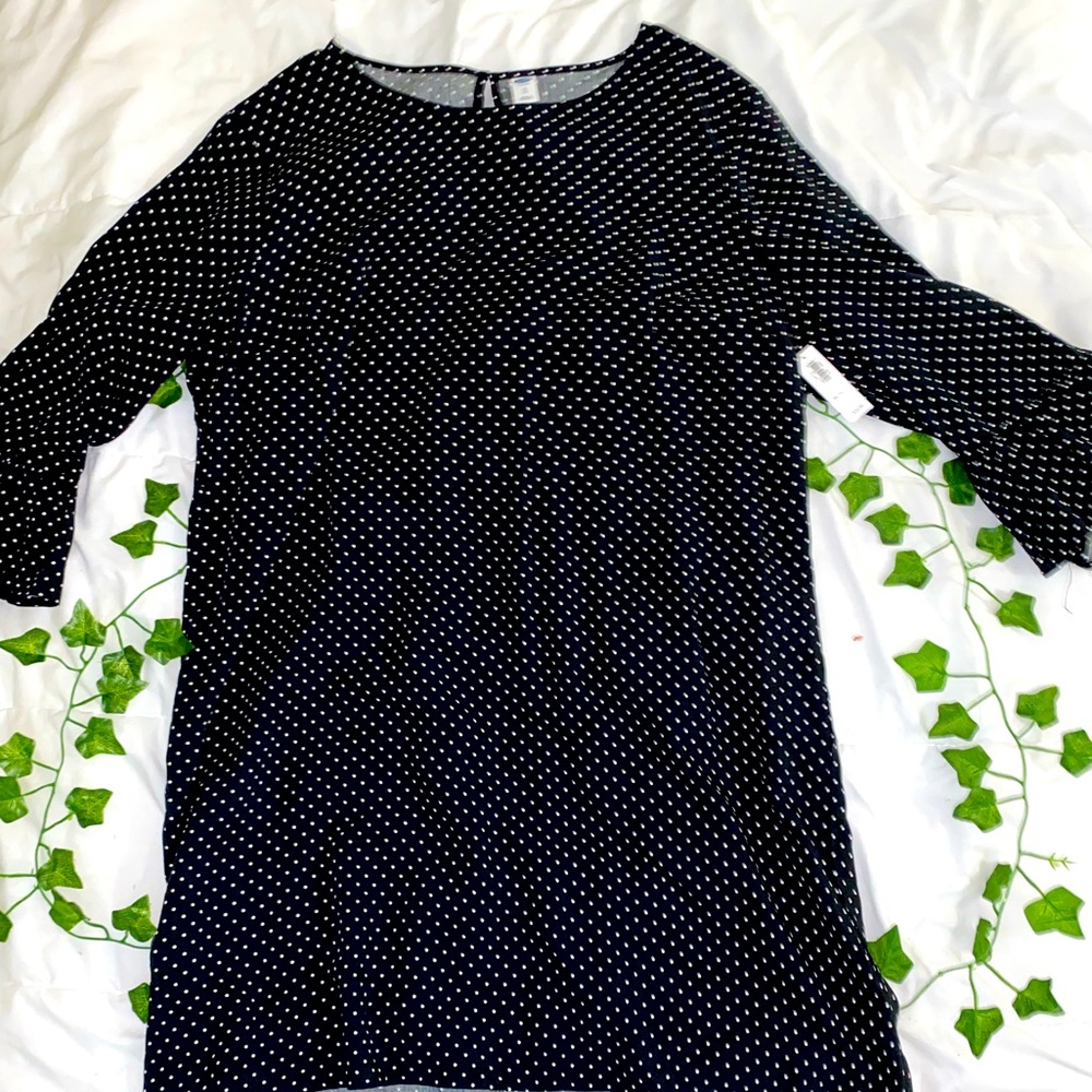set of 2 women’s dresses